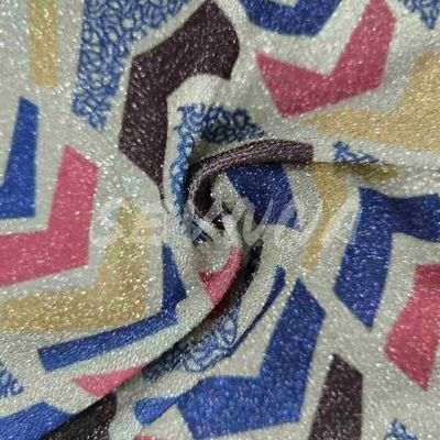 Zoek de beste dubbel gebreide stof voor uw kledingcollectie