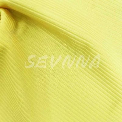 Adembenemend gerecycled zwembroek 85% gerecycled nylon 15% spandex voor strand en zwembad