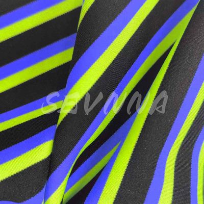 Performanceverbeterende yoga-kleding voor professionele atleten