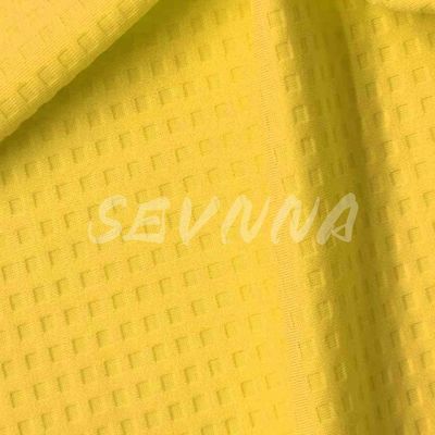 Adembenemend Stretchy 180g Sport BH Stof in 80% Polyester 20% Spandex