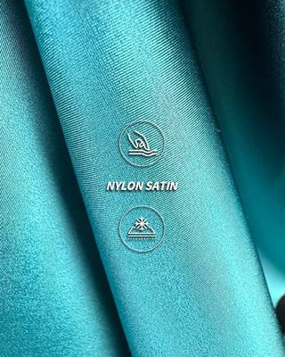 Adembenemend gerecycled lycra stof Perfecte oplossing voor milieuvriendelijke mode