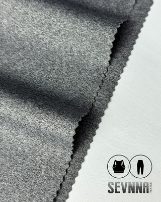 Ventilatie ja en loopstof met tekstureerde weefstof