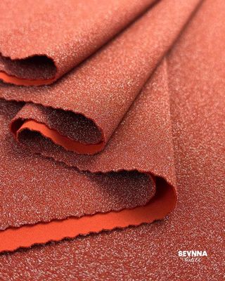 230 g/m² gewicht dubbelgebreide stof met gerecycled nylon en metallic afwerking voor zomer en herfst