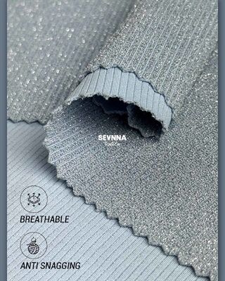 Milieuvriendelijke zwemkledingstof met 83% gerecycled nylon, sneldrogend en chloorbestendig voor duurzame zwemkleding