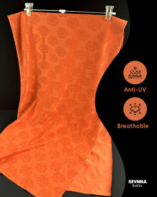 Duurzaam gerecycled polyesterweefsel met een gewicht van 260 g/m², een breedte van 132 cm en machinewasbaar voor milieuvriendelijke textielproducten