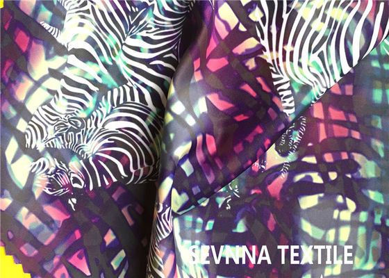 Digitale Druk Gerecycleerde Swimwear-Stof 225gsm-230gsm met Dierlijke Patronen