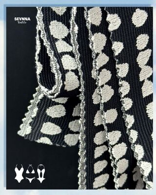 Breathable recycled swimwear stof met 370gm gewicht en 135cm breedte voor duurzame zwembroek