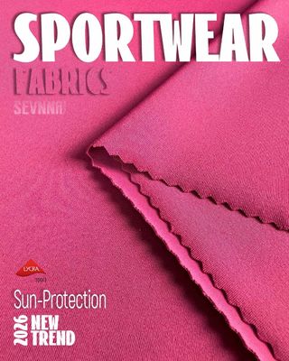 152 cm breed gerecycled lycra stof in een eenvoudig patroon voor milieuvriendelijke kleding